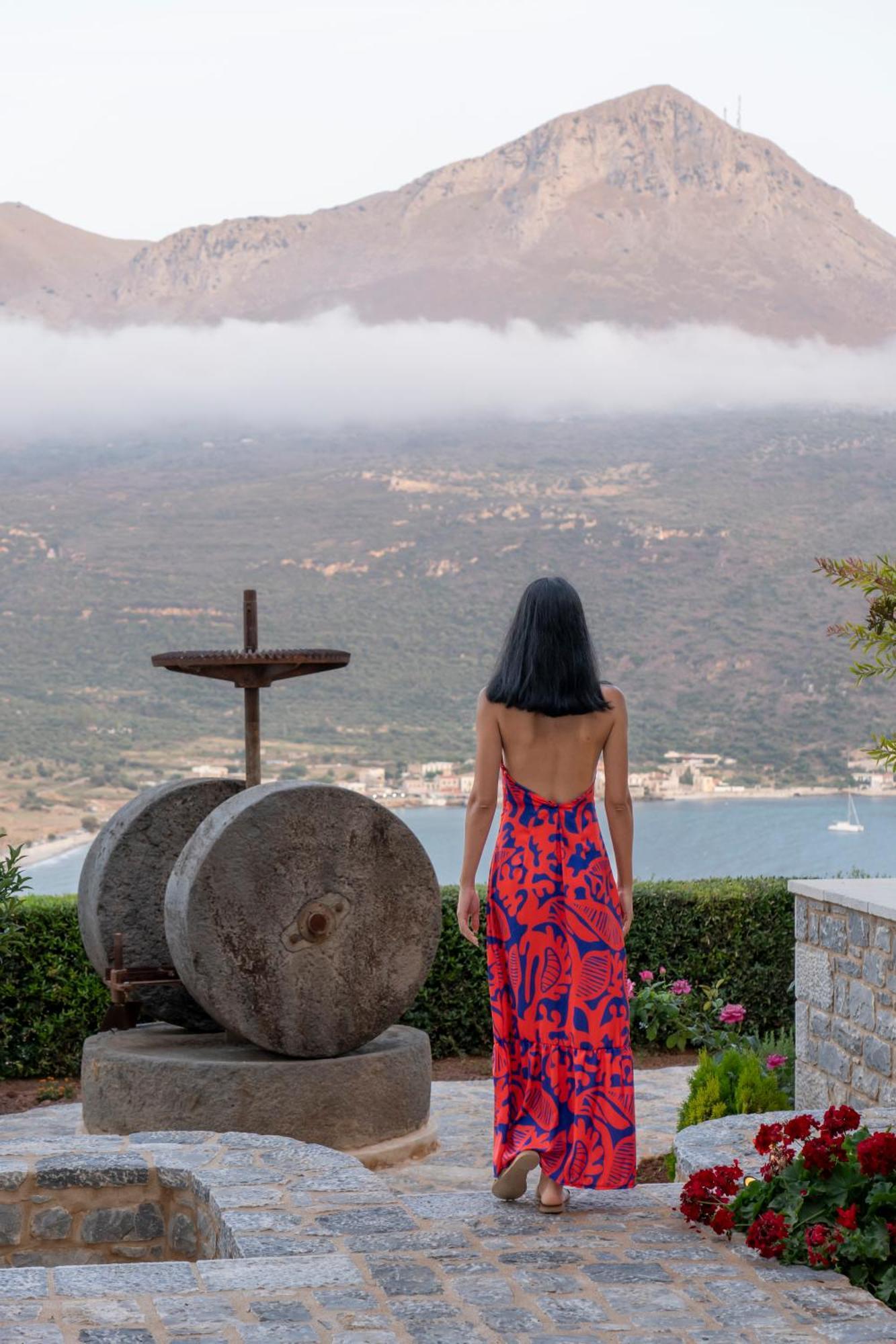 Manifest Boutique Hotel Итило Екстериор снимка