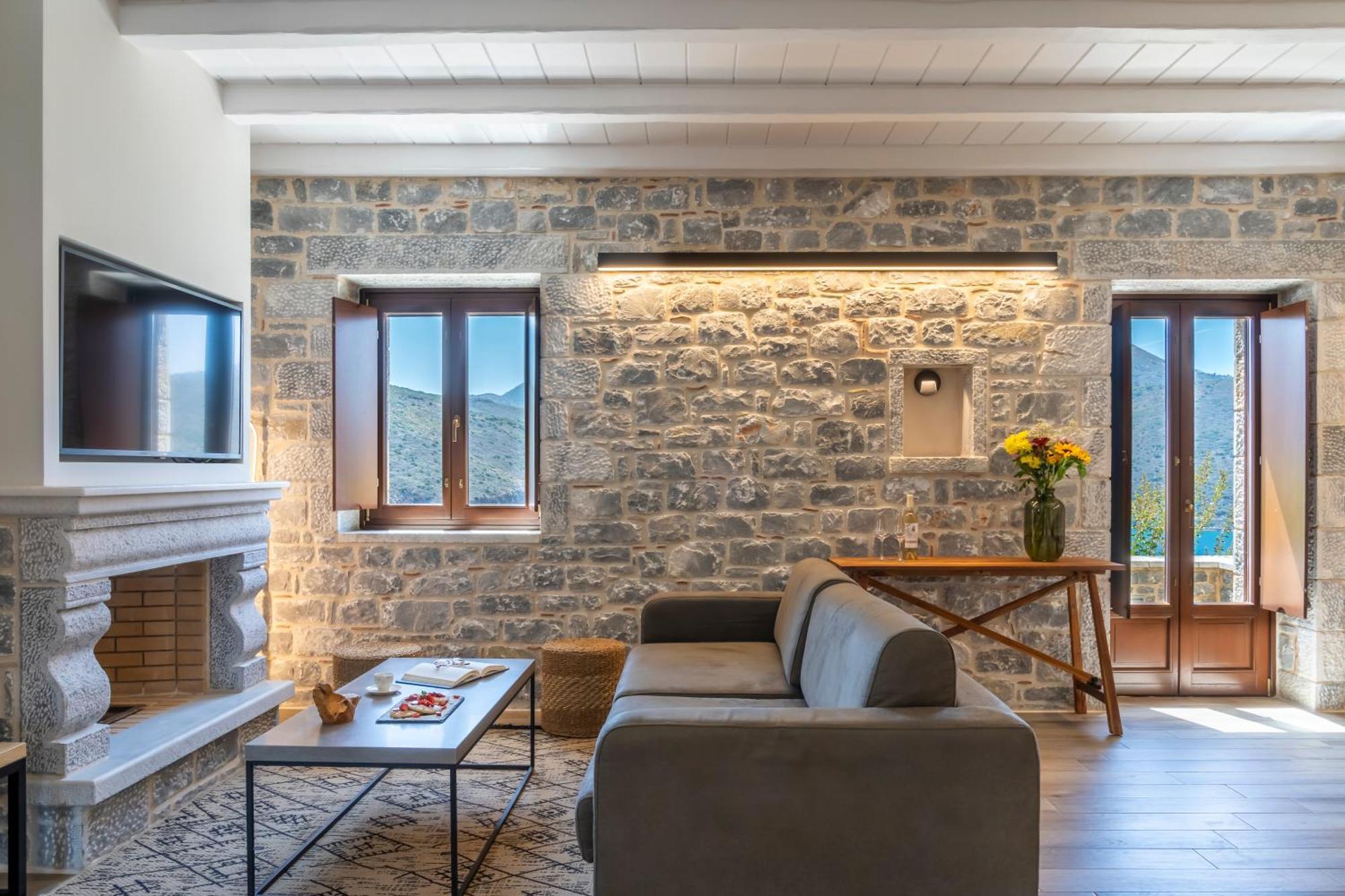 Manifest Boutique Hotel Итило Екстериор снимка